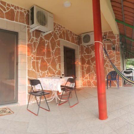 Romeo'S Guest House 2 Piqeras Εξωτερικό φωτογραφία