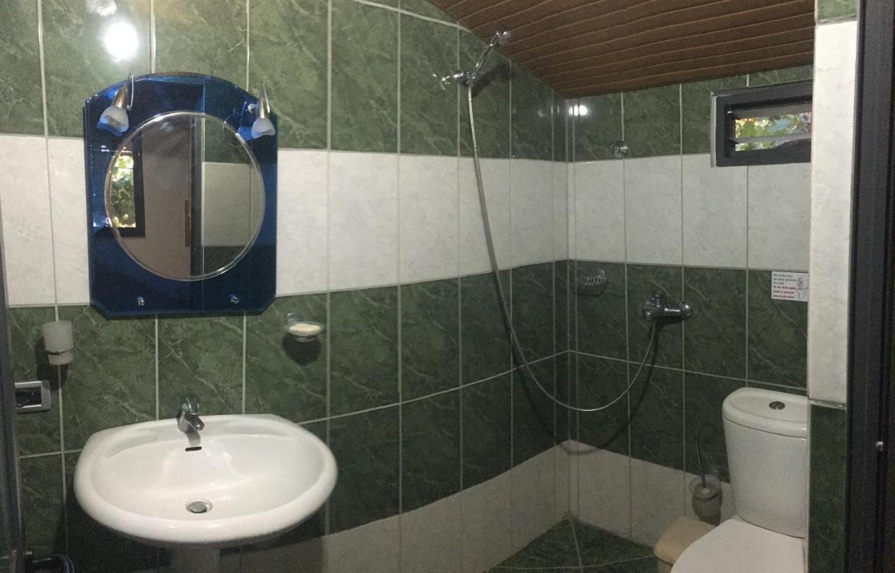 Romeo'S Guest House 2 Piqeras Εξωτερικό φωτογραφία