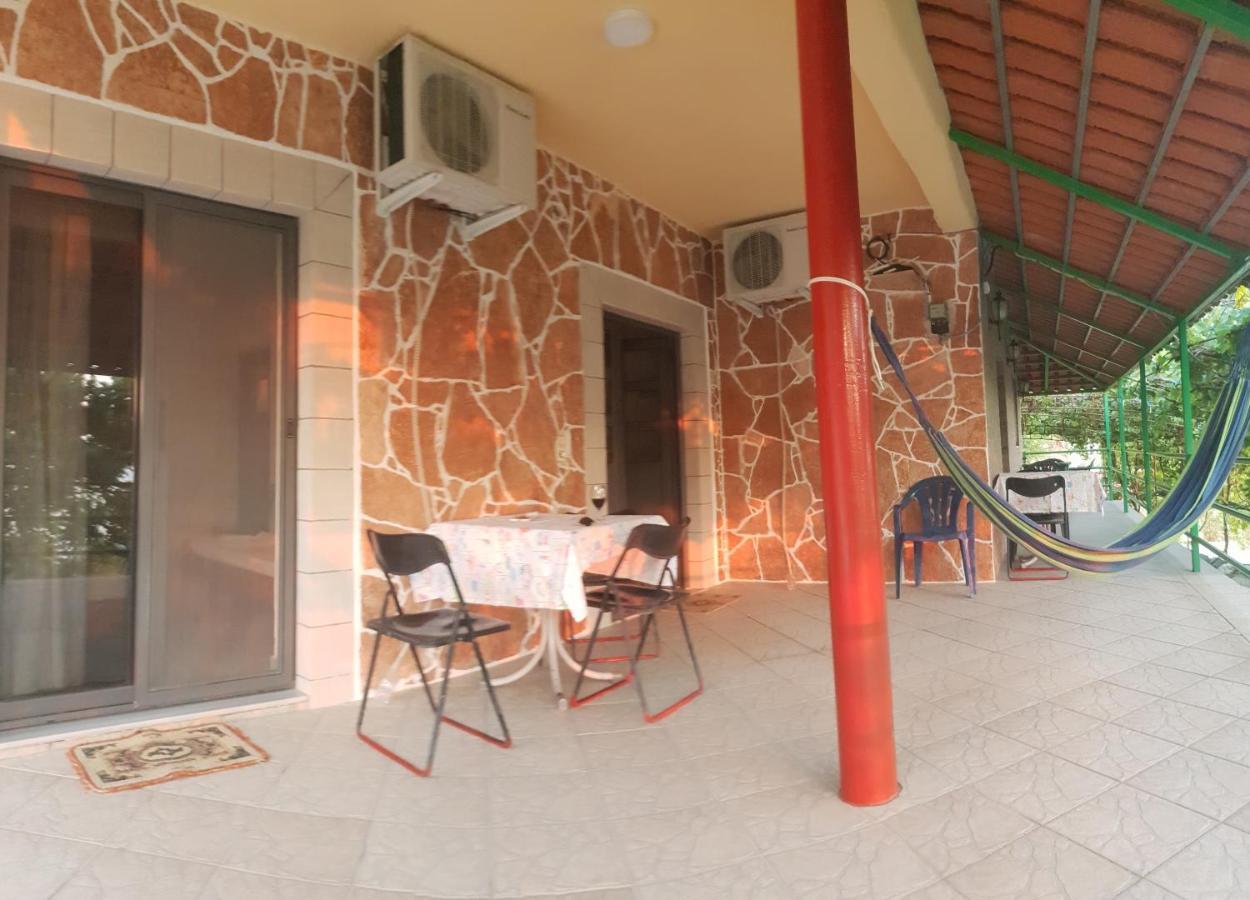 Romeo'S Guest House 2 Piqeras Εξωτερικό φωτογραφία