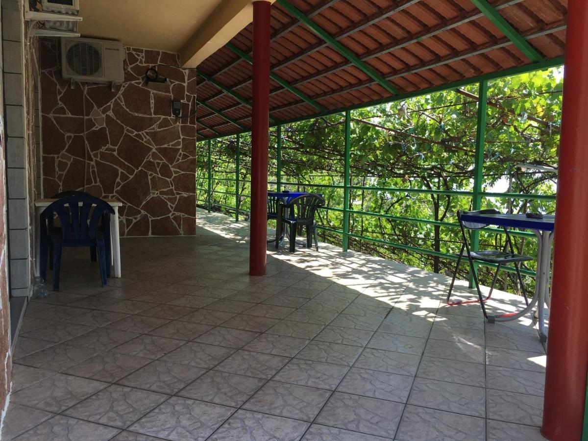 Romeo'S Guest House 2 Piqeras Εξωτερικό φωτογραφία
