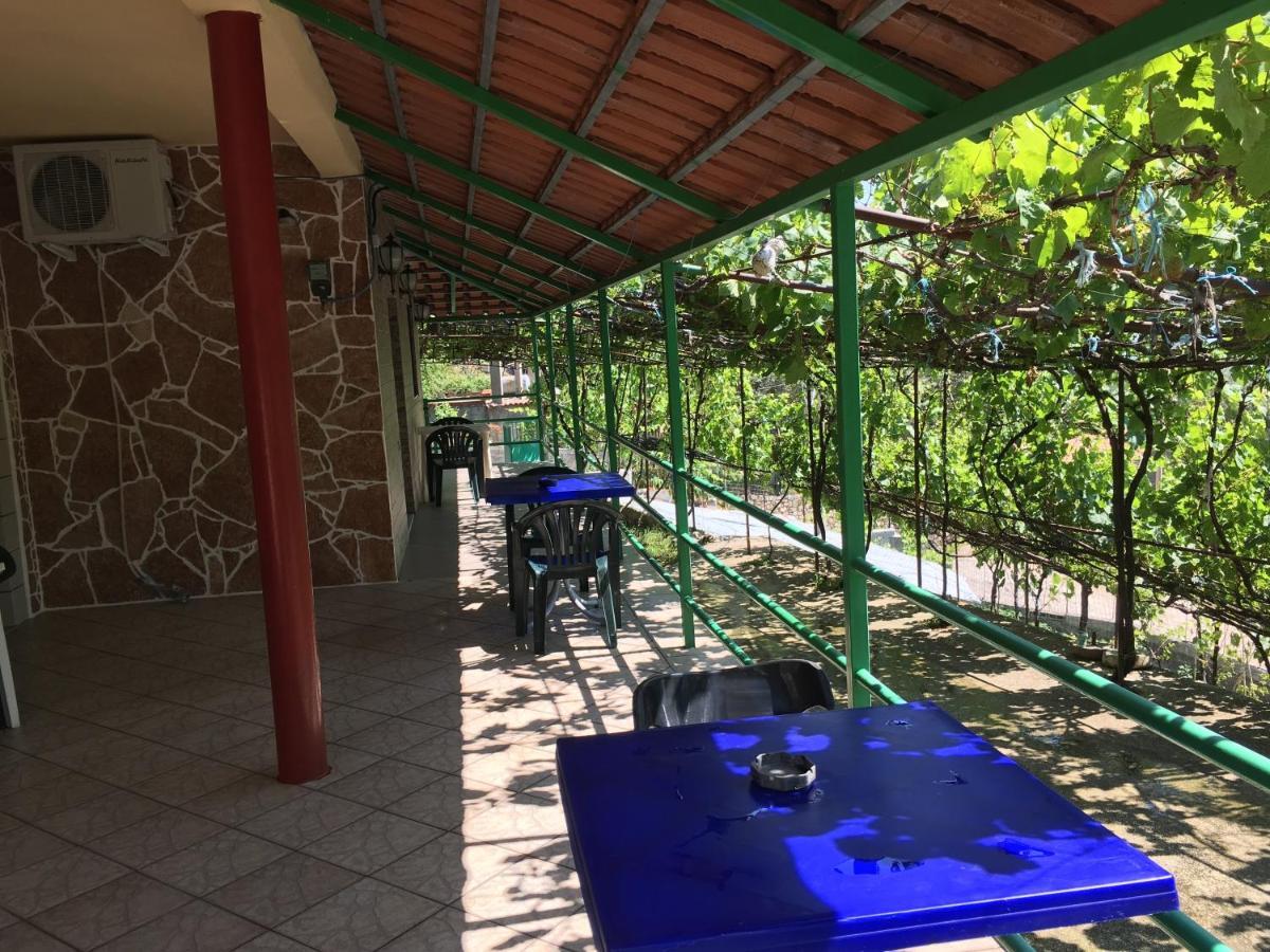Romeo'S Guest House 2 Piqeras Εξωτερικό φωτογραφία